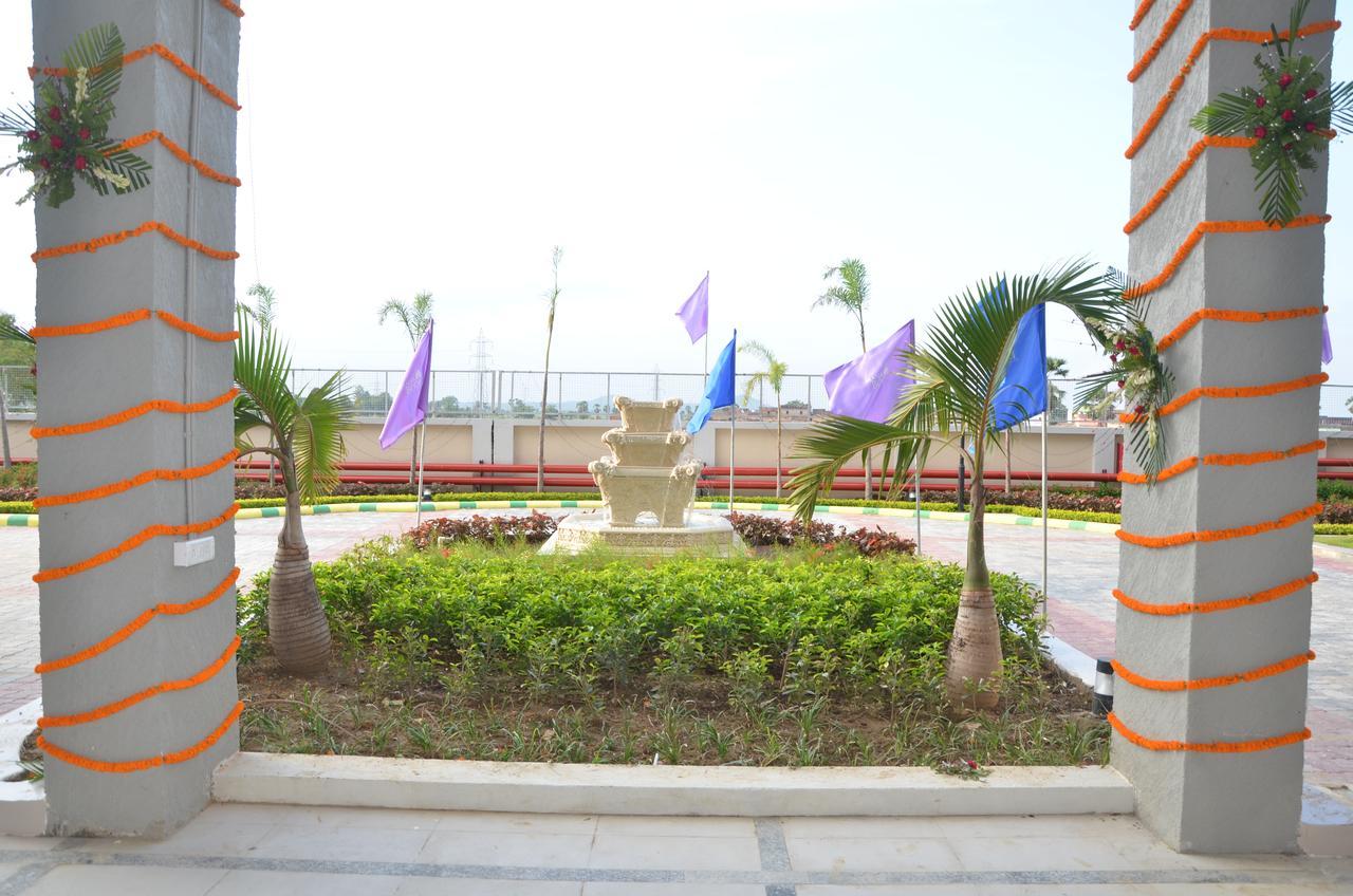 Maha Bodhi Hotel.Resort.Convention Centre Exterior photo